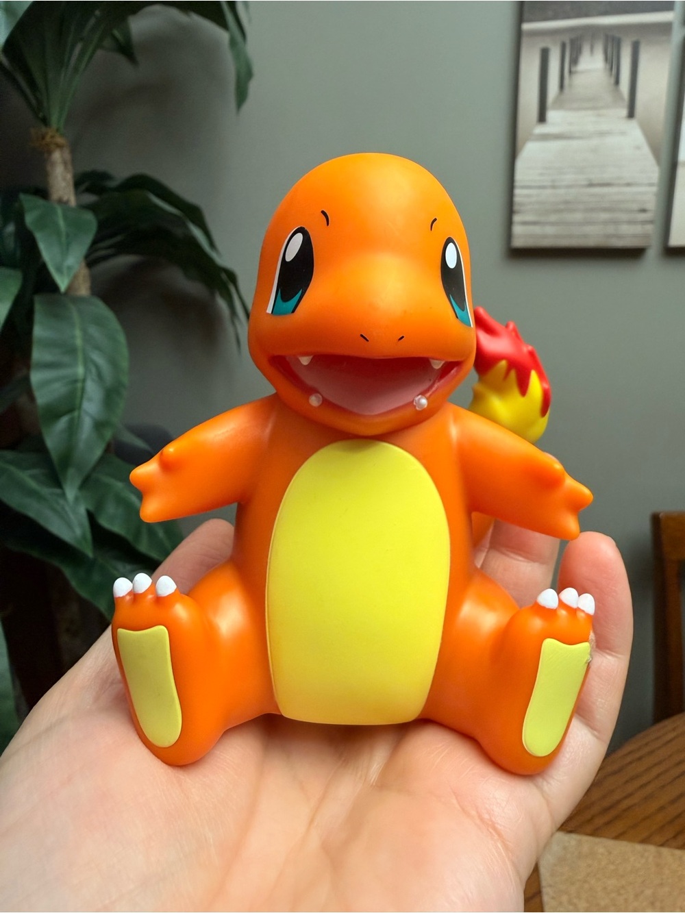 Vinyl Figure Pokémon Charmander Deluxe Office Display Toy